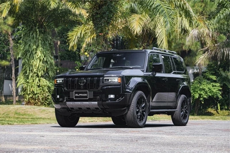 Cận cảnh Toyota Land Cruiser Prado 2024 vừa ra mắt, giá từ 3,46 tỷ đồng Cận cảnh Toyota Land Cruiser Prado 2024 vừa ra mắt, giá từ 3,46 tỷ đồng