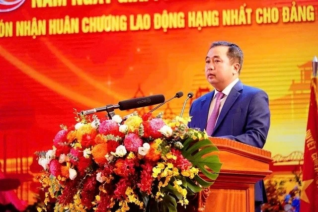 Thành phố Hải Dương đón nhận Huân chương Lao động hạng Nhất