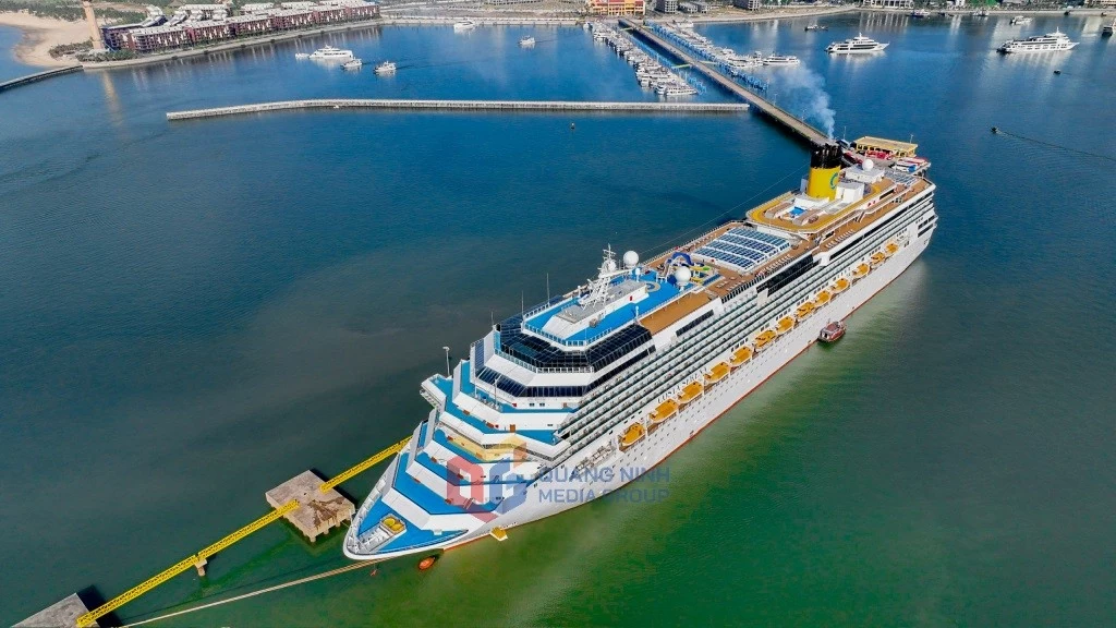 Italy’s five-star cruise ship Costa Serena docked at Ha Long International Passenger Port