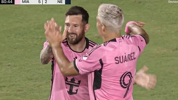 Messi ghi 3 bàn trong 11 phút, cùng Inter Miami phá kỷ lục MLS