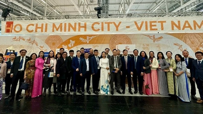 Lan tỏa câu chuyện và văn hóa Việt tại Hội sách Frankfurt 2024