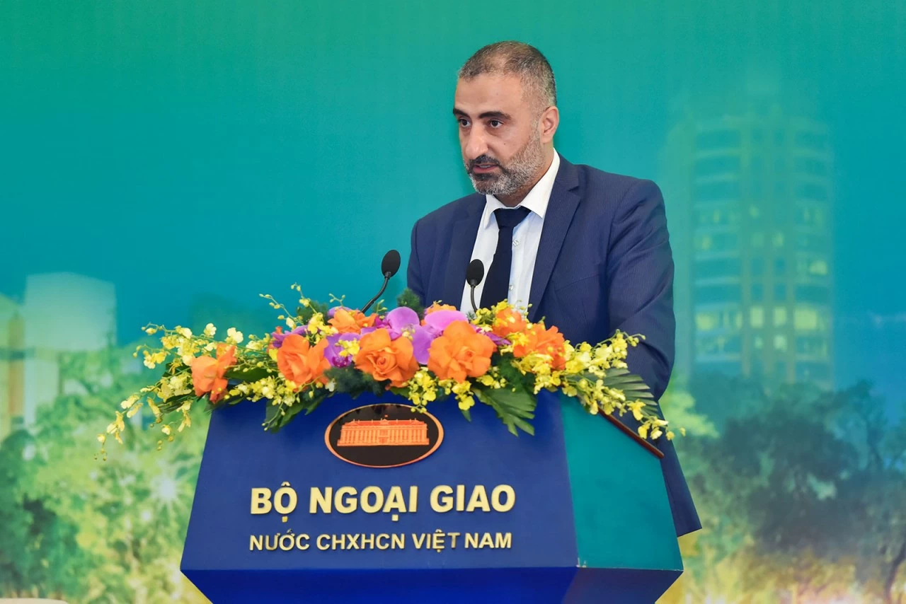 &Ocirc;ng Miran Ismael, Gi&aacute;m đốc Trung t&acirc;m chứng nhận Halal ch&acirc;u &Acirc;u (ECC Halal) đ&aacute;nh gi&aacute; cao nỗ lực của Việt Nam trong việc trở th&agrave;nh trung t&acirc;m sản xuất v&agrave; xuất khẩu c&aacute;c sản phẩm Halal chất lượng cao. (Ảnh: Anh Sơn) 