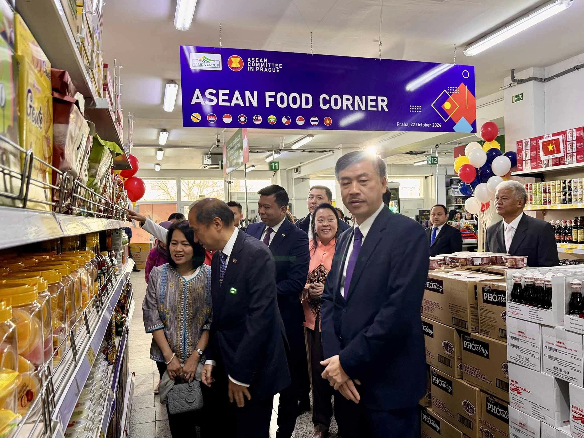 ASEAN Food Corner 2024 - Đưa hàng hóa ASEAN đến gần hơn với người tiêu dùng tại Cộng hòa Czech và châu Âu