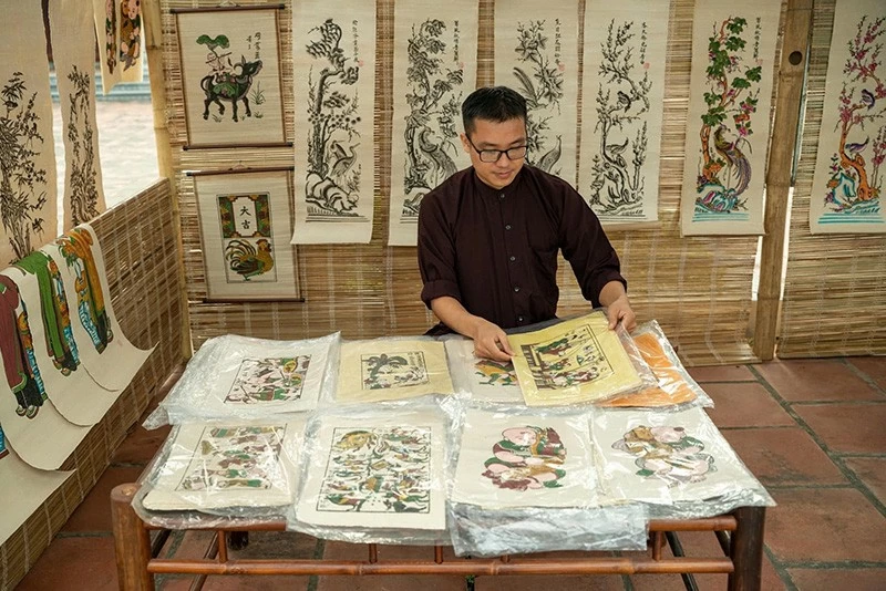 Nguyen Huu Dao is a passionate young artisan dedicated to preserving his family's invaluable tradition, which is also an essential part of the nation’s cultural heritage.