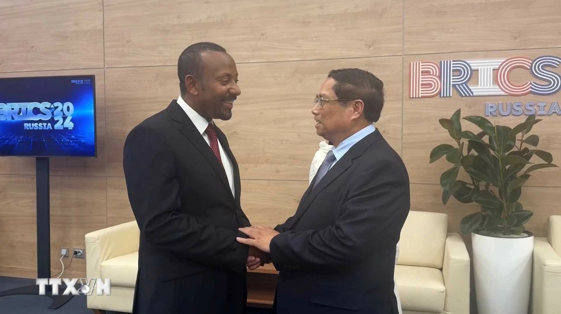 Thủ tướng Ethiopia thăm Việt Nam: Nâng tầm quan hệ song phương, thúc đẩy sáng kiến đa phương vì tương lai xanh bền vững Thủ tướng Ethiopia thăm Việt Nam: Nâng tầm quan hệ song phương, thúc đẩy sáng kiến đa phương vì tương lai xanh bền vững