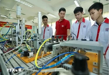 Experts gather to chart course for Vietnam’s 2045 high-income status