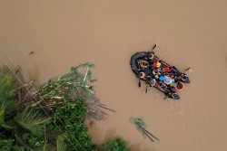 Điện thăm hỏi về thiệt hại do bão Trà Mi gây ra tại Philippines