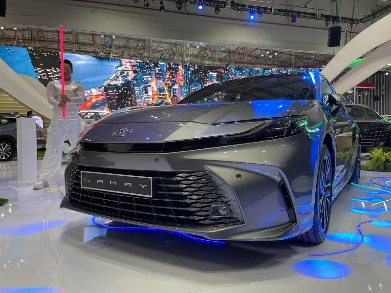 Camry 2025 sở hữu gói công nghệ an toàn Toyota Safety Sense 3.0 với hàng loạt tính năng tiên tiến