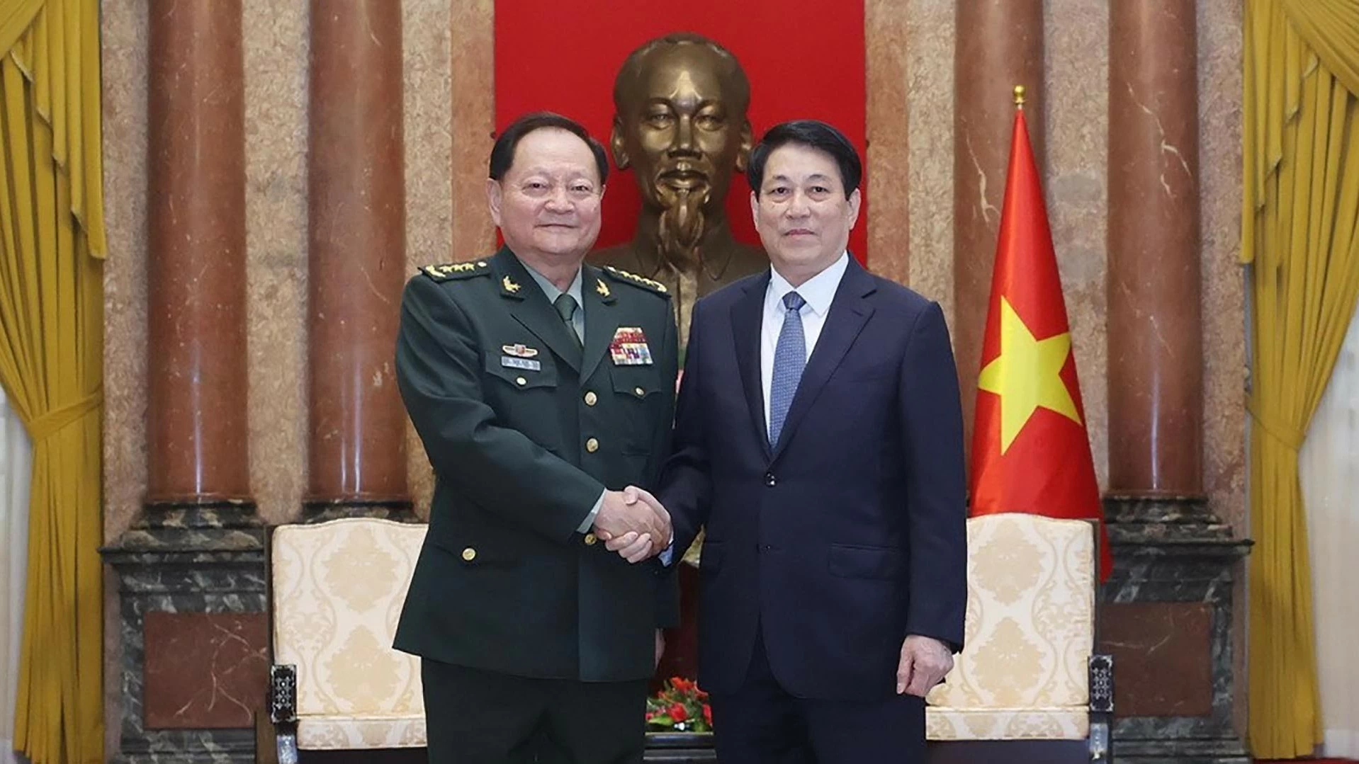 State President Luong Cuong hosts Vice Chairman of China's Central Military Commission Zhang Youxia