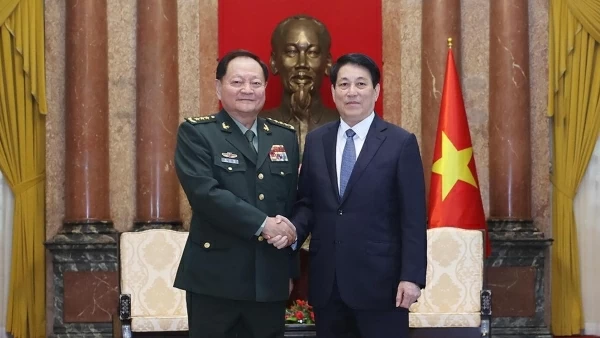 State President Luong Cuong hosts Vice Chairman of China's Central Military Commission Zhang Youxia