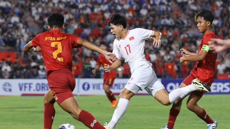 HLV Cristiano Roland: U17 Việt Nam chuẩn bị nhiều phương án để hướng đến chiến thắng