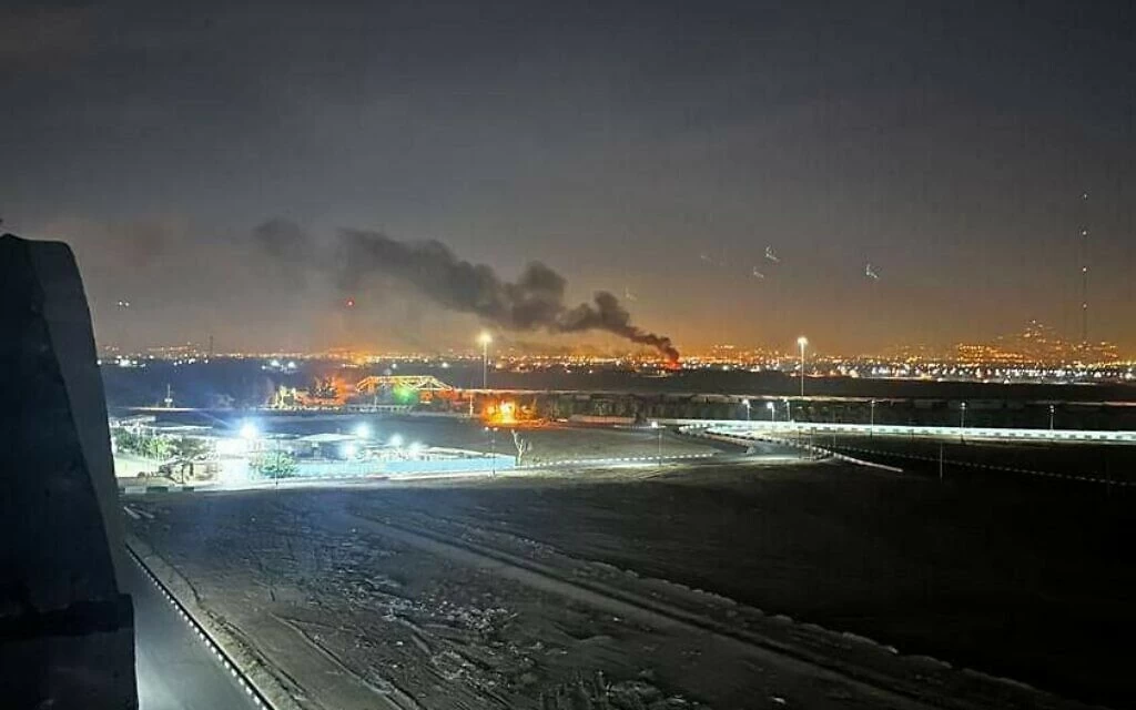 Nóng - câu trả lời cho mọi phán đoán về Trung Đông: Israel bắt đầu tấn công đáp trả Iran, Tehran rung chuyển