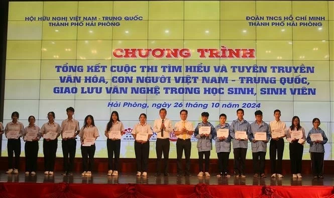 Competition promotes cultural exchange between Vietnamese, Chinese youths