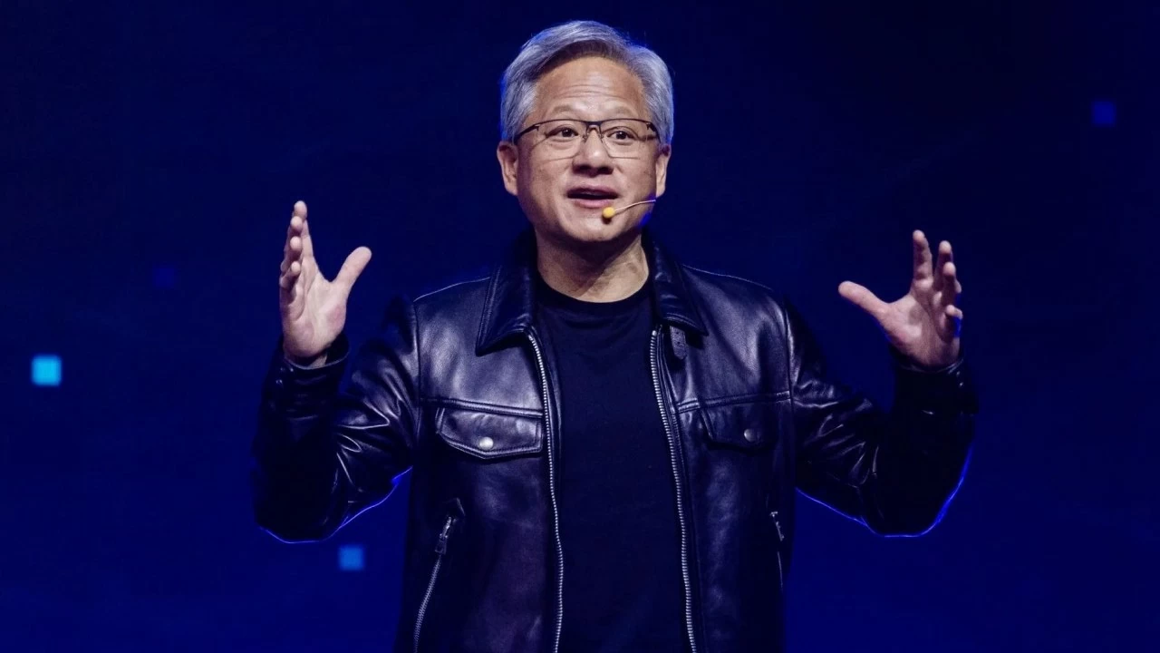 CEO Nvidia: AI không thể thay thế con người, nhưng làm tốt gấp 1.000 lần