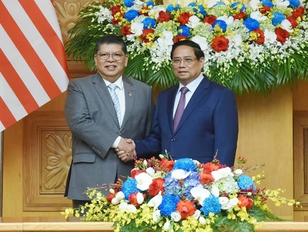 PM Pham Minh Chinh meets with Speaker of Malaysian House of Representatives