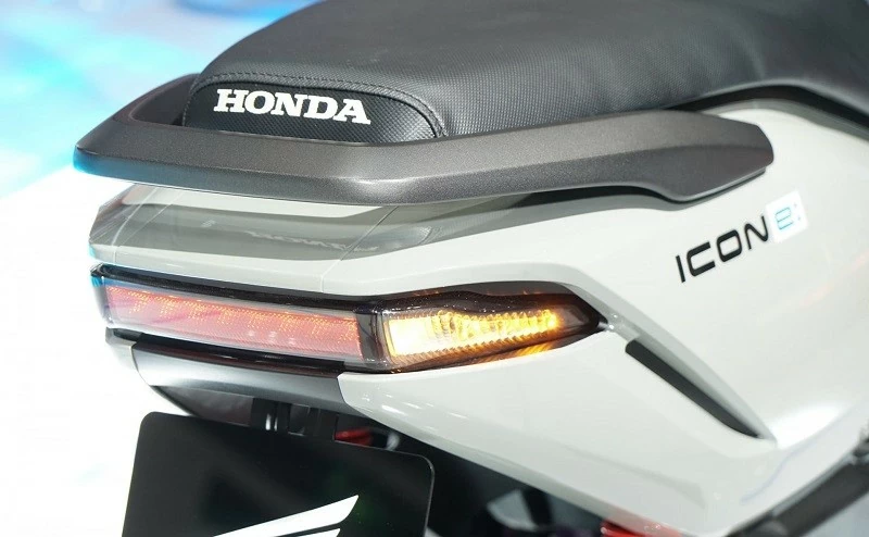 Cận cảnh xe máy điện Honda ICON e: vừa ra mắt tại Việt Nam, giá dự kiến dưới 30 triệu đồng