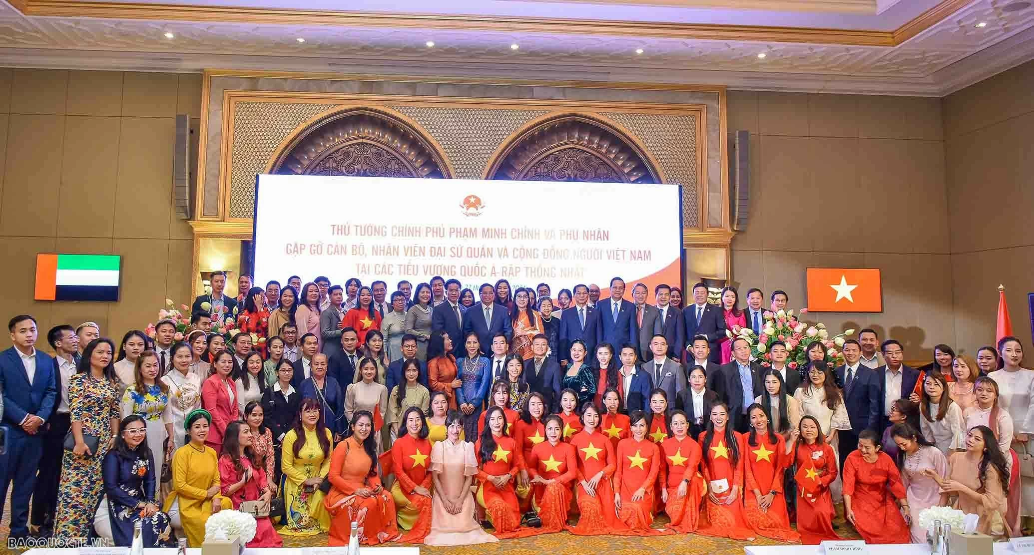 PM Pham Minh Chinh meets Vietnamese community in Abu Dhabi