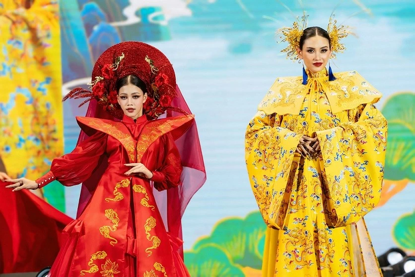 Mẫu nhí Hải Phương gây ấn tượng với trang phục hầu đồng tại Ngày hội Văn hóa Hữu nghị Việt-Hàn Mẫu nhí Hải Phương gây ấn tượng tại Ngày hội Văn hóa hữu nghị Việt-Hàn