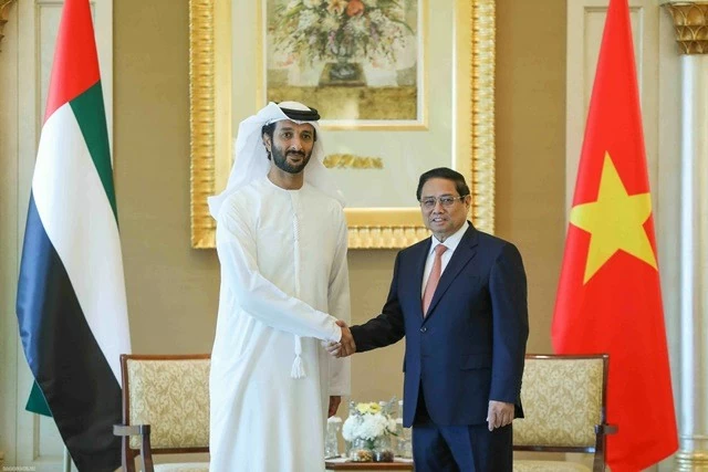 PM Pham Minh Chinh receives UAE Minister of Economy Abdulla Bin Touq Al Marri