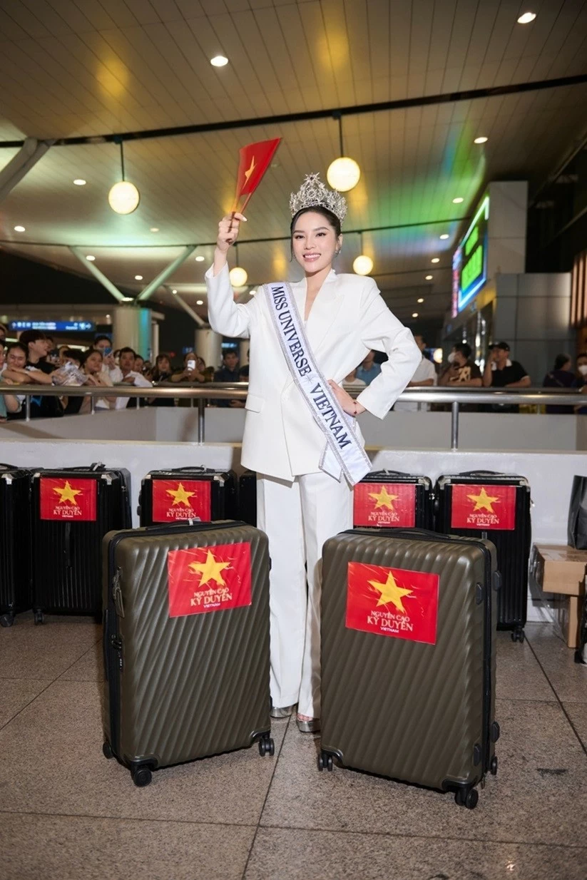 Hoa hậu Kỳ Duyên lên đường dự thi Miss Universe 2024