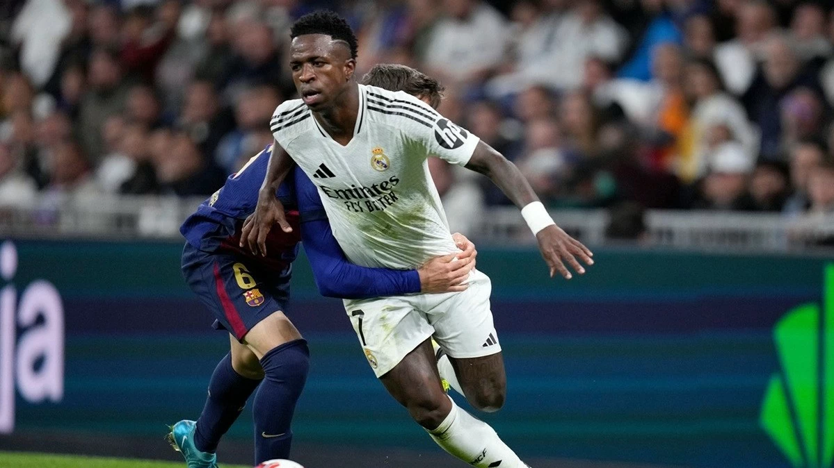 Loạt sao Real Madrid lên tiếng ủng hộ Vinicius Junior