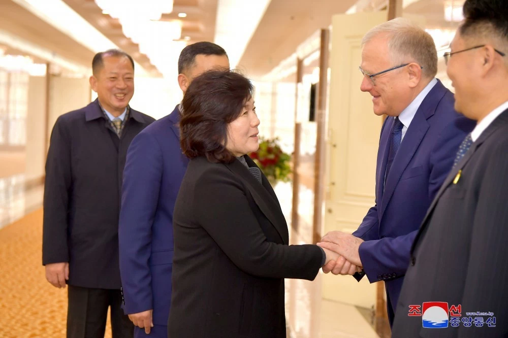 Giữa tin 'nóng' về hợp tác quân sự Nga-Triều, Moscow sắp đón khách cấp cao từ Bình Nhưỡng sang Giữa tin 'nóng' về hợp tác quân sự Nga-Triều, Moscow sắp đón khách cấp cao từ Bình Nhưỡng sang