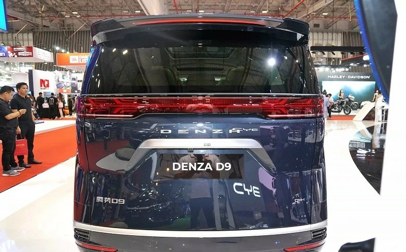 Cận cảnh MPV 7 chỗ Denza D9 vừa trình làng tại Việt Nam Cận cảnh MPV 7 chỗ Denza D9 vừa trình làng tại Việt Nam