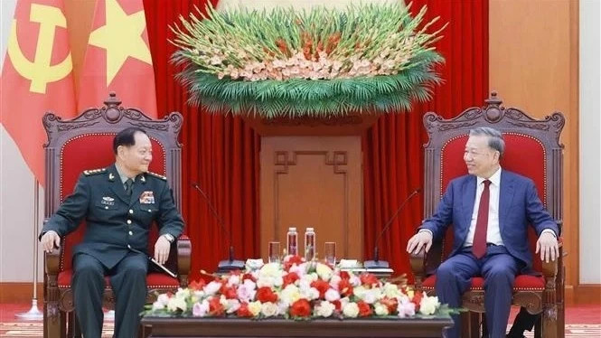 General Secretary To Lam suggests fostering Vietnam - China defence ties