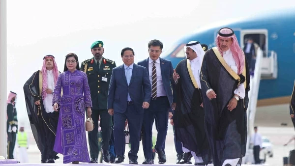 PM Pham Minh Chinh arrives in Riyadh, beginning working visit to Saudi Arabia