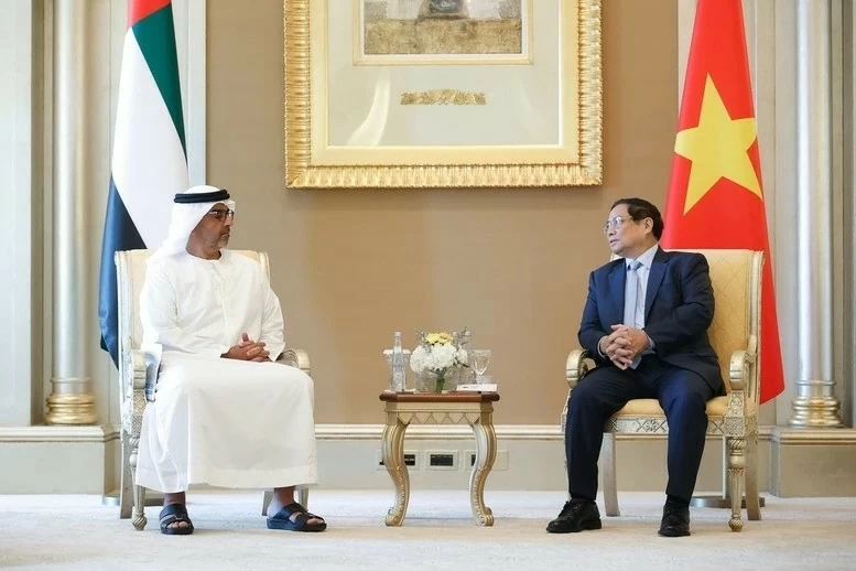 Prime Minister Pham Minh Chinh receives CEO of Mubadala Energy in Abu Dhabi