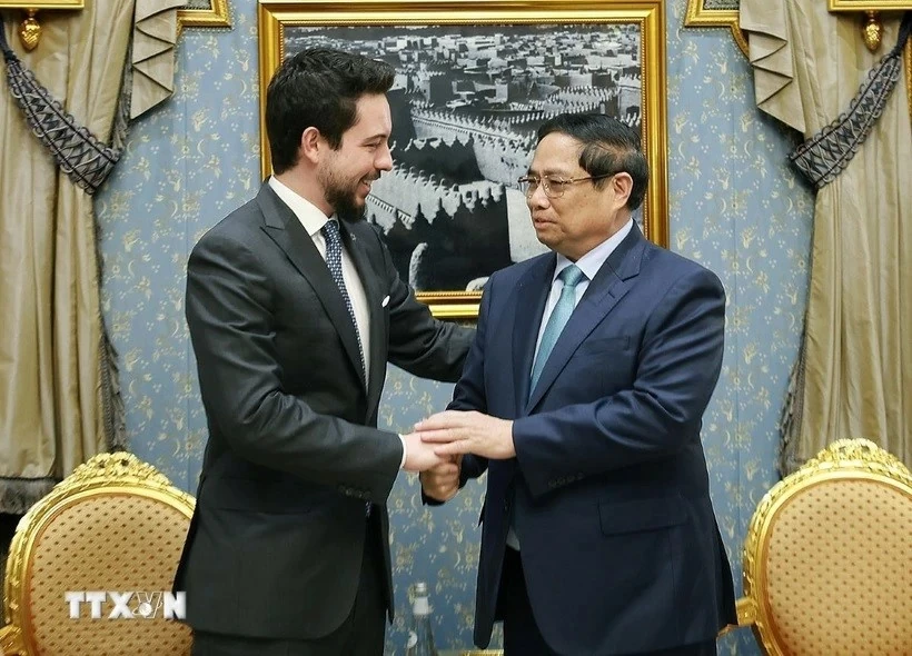 PM Pham Minh Chinh meets Jordan's Crown Prince in Riyadh