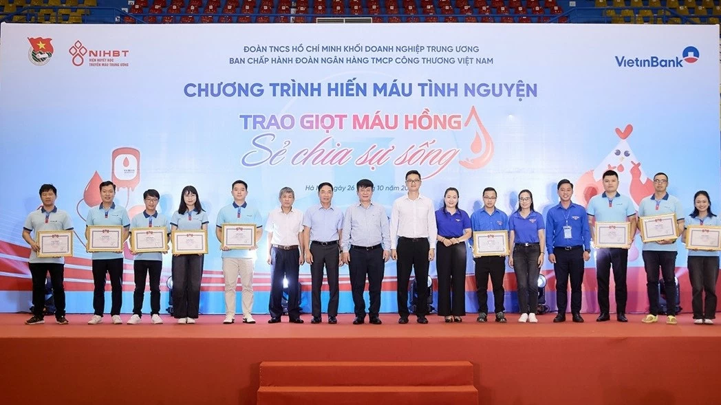 Đoàn thanh niên Vietinbank tổ chức thành công chương trình hiến máu tình nguyện năm 2024