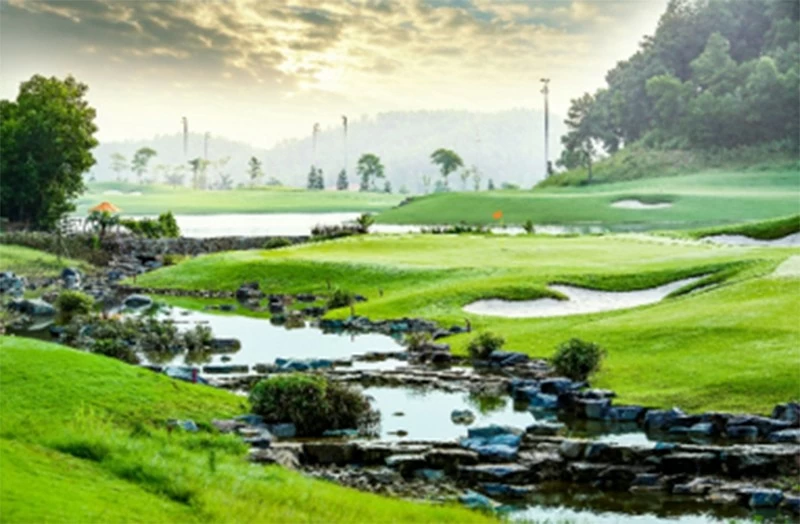  Legend Hill Country Club là sân golf đầu tiên tại Việt Nam do Nicklaus Design thiết kế