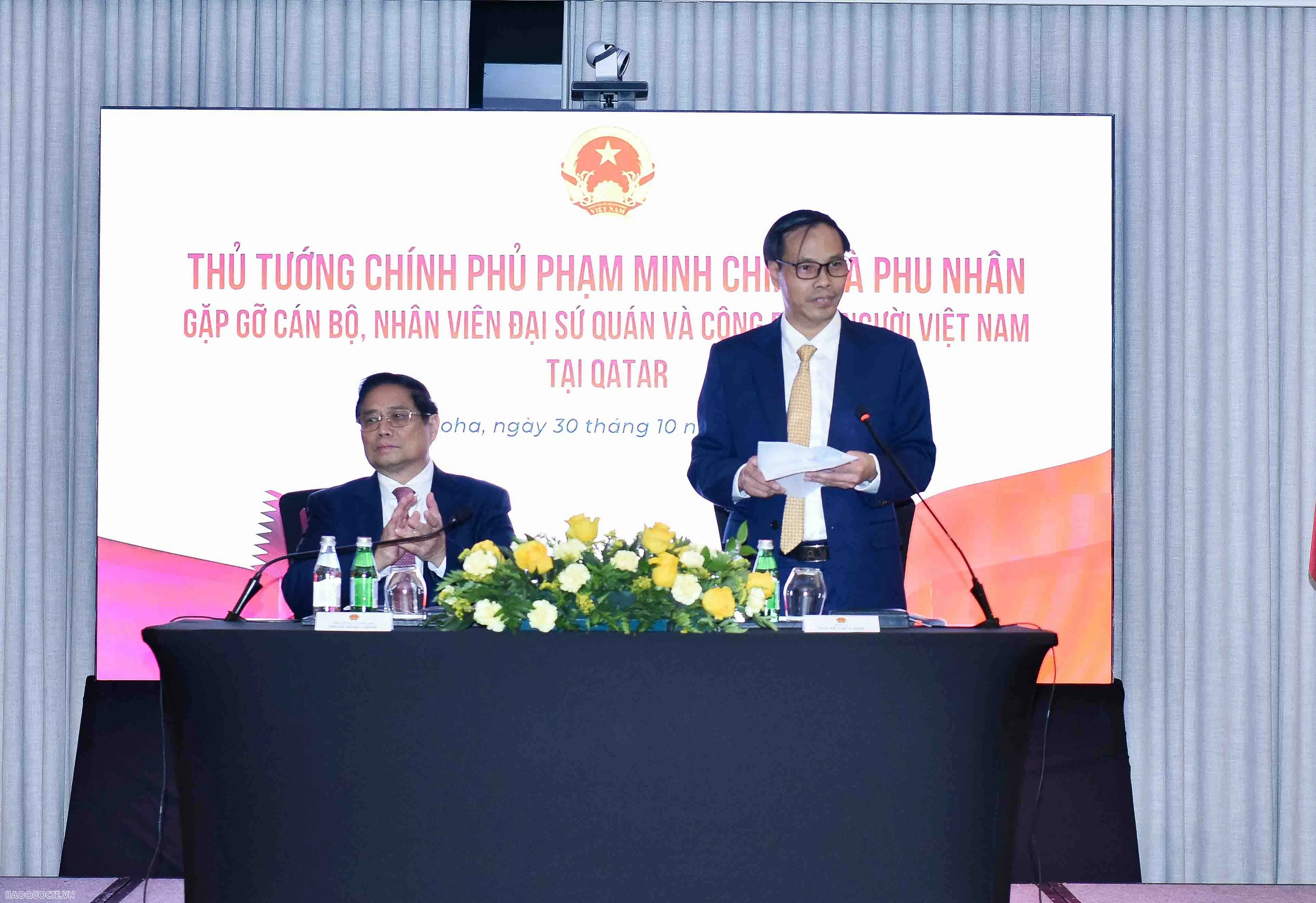 PM Pham Minh Chinh meets with representatives of Vietnamese community in Qatar