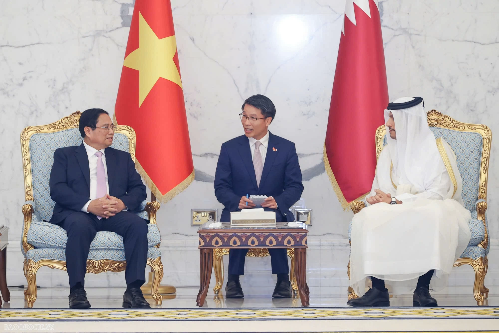 Lễ đón chính thức Thủ tướng Phạm Minh Chính tại Hoàng cung Amiri Diwan, Qatar