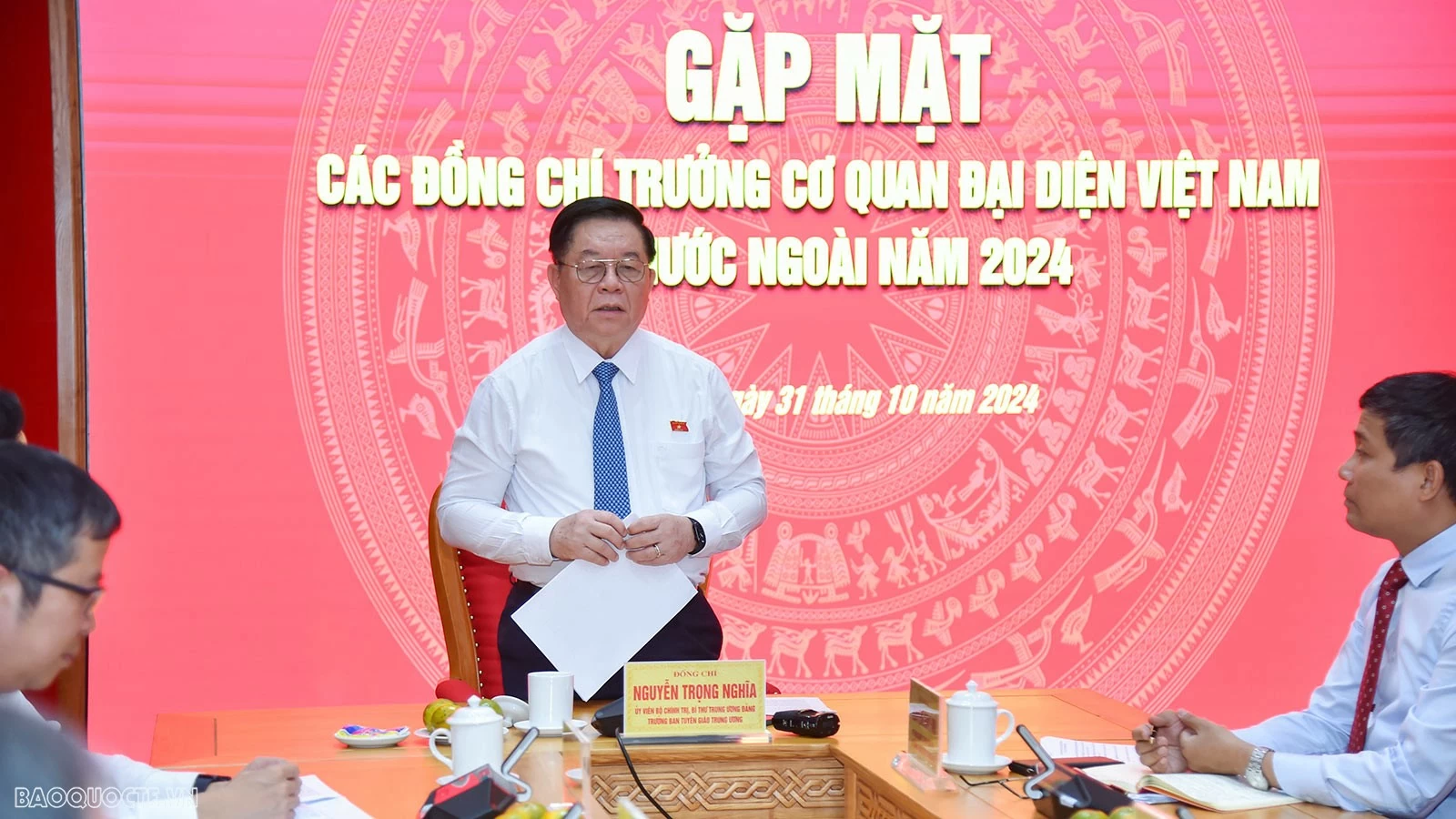 Ban Tuyên giáo Trung ương làm việc với Đoàn Trưởng cơ quan đại diện Việt Nam ở nước ngoài nhiệm kỳ 2024-2027