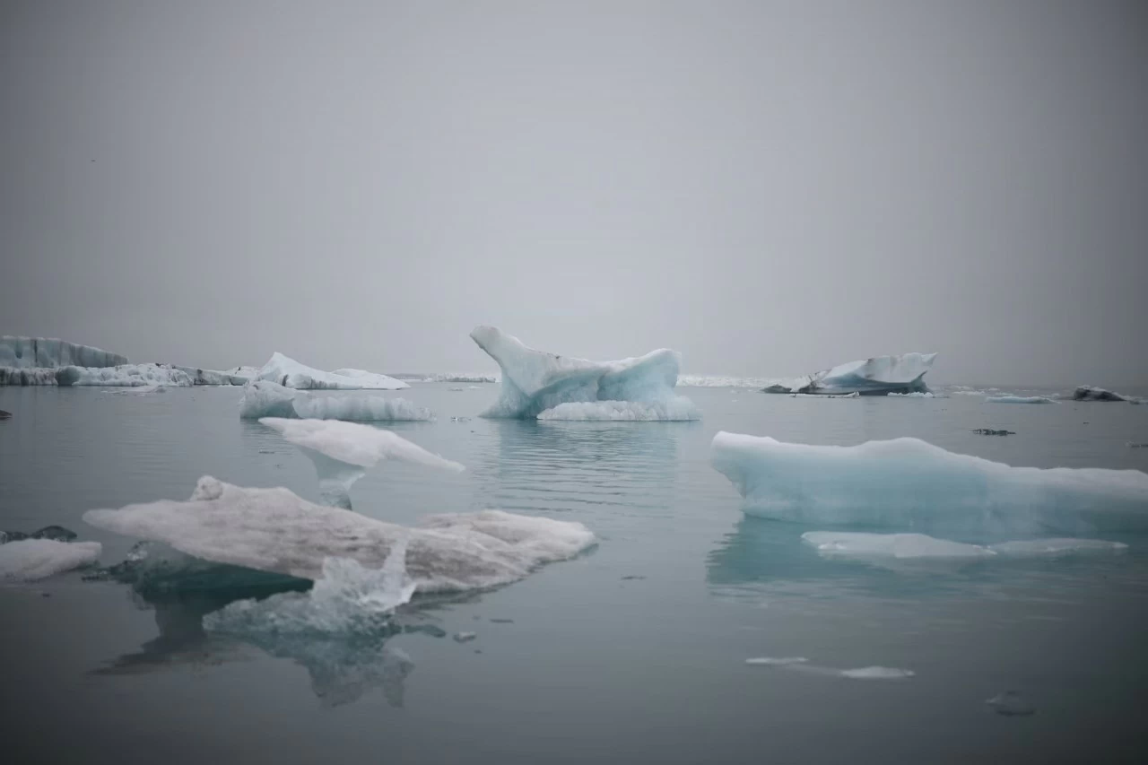 Du lịch Iceland: Trầm trồ trước khung cảnh siêu thực như hành tinh lạ ở vùng đất lửa và băng