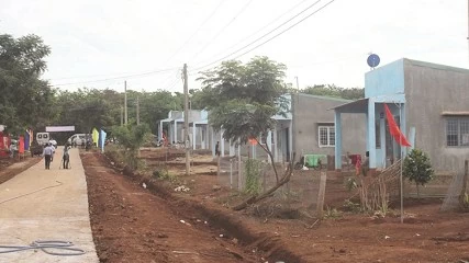 Binh Phuoc Province builds social houses for impoverished households