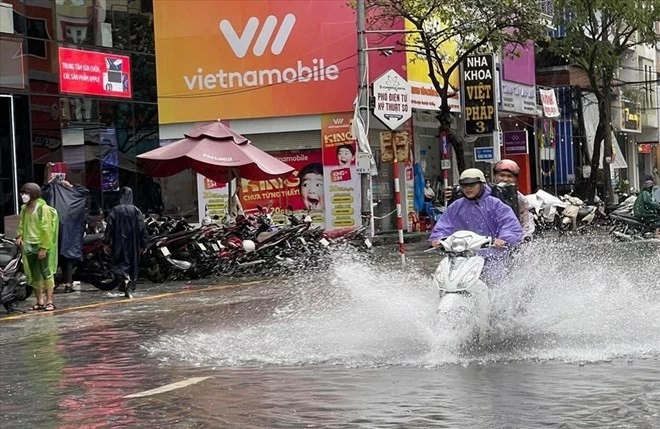 Đà Nẵng dự báo mưa rất to nhiều ngày, cảnh báo cấp 1 độ rủi ro thiên tai