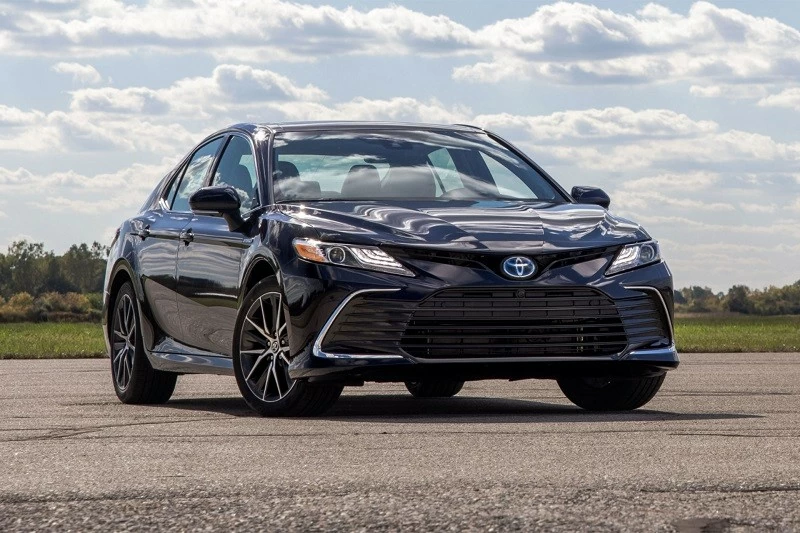 Toyota Camry 2021