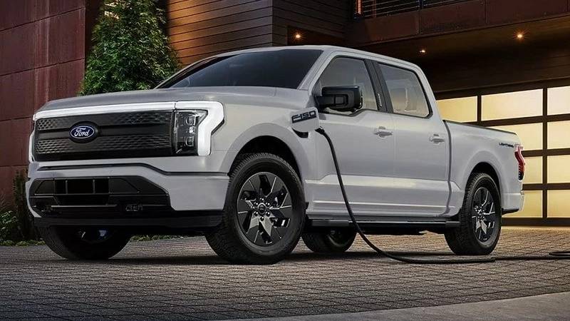 Ford tạm dừng sản xuất xe bán tải điện F-150 Lightning do nhu cầu xe điện thấp