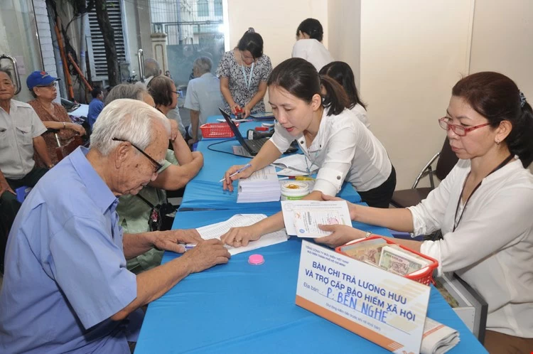 Từ ngày 1/7/2025, trường hợp nào được lựa chọn hưởng lương hưu hoặc hưởng BHXH 1 lần?