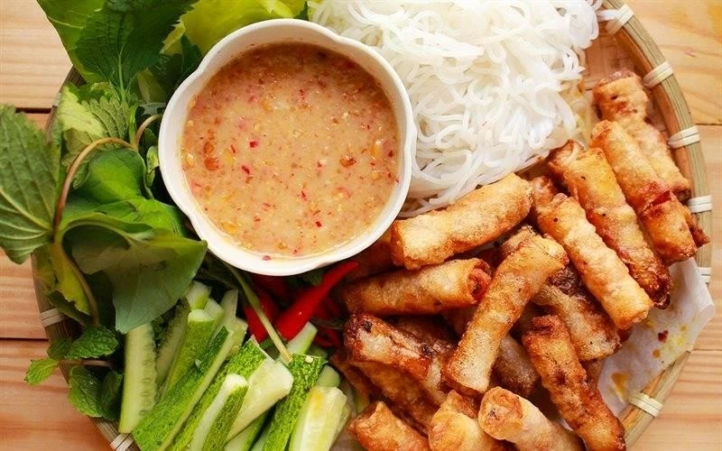 Du lịch Bình Định: Điểm tên các món đặc sản nức tiếng ở Quy Nhơn