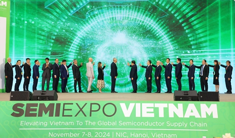 Vietnam Semiconductor Industry Exhibition 2024 begins in Hanoi