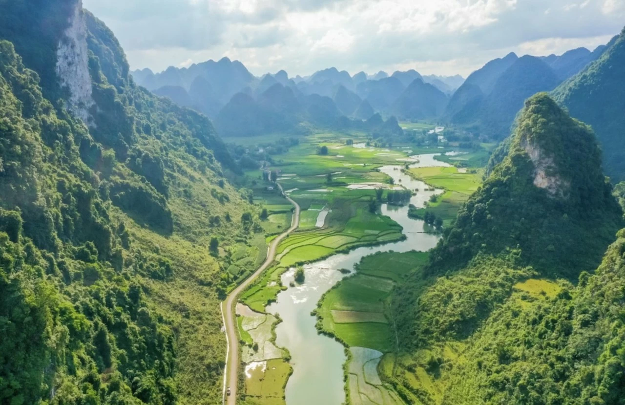 Trùng Khánh: Vùng biên viễn yên bình, thơ mộng giữa non nước Cao Bằng