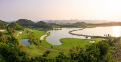 Kết nối di sản và thể thao Golf tại Ninh Bình