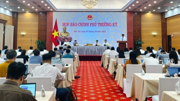 Họp báo Chính phủ thường kỳ tháng 10/2024: Ưu tiên thúc đẩy tăng trưởng gắn với ổn định kinh tế vĩ mô