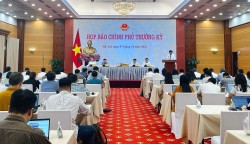 Họp báo Chính phủ thường kỳ tháng 10/2024: Ưu tiên thúc đẩy tăng trưởng gắn với ổn định kinh tế vĩ mô