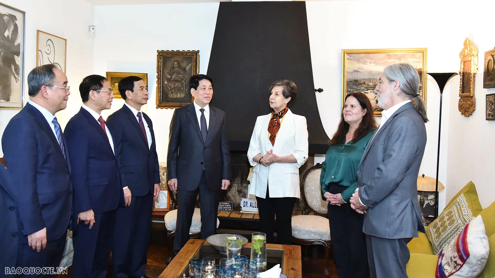 President Luong Cuong visits late Chilean President's family in Santiago