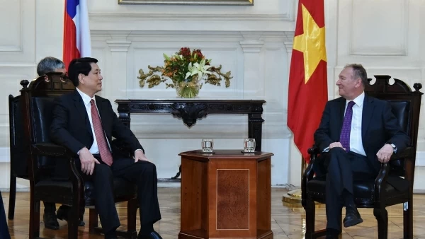 President Luong Cuong meets Chilean Senate President José Garcia Ruminot in Santiago